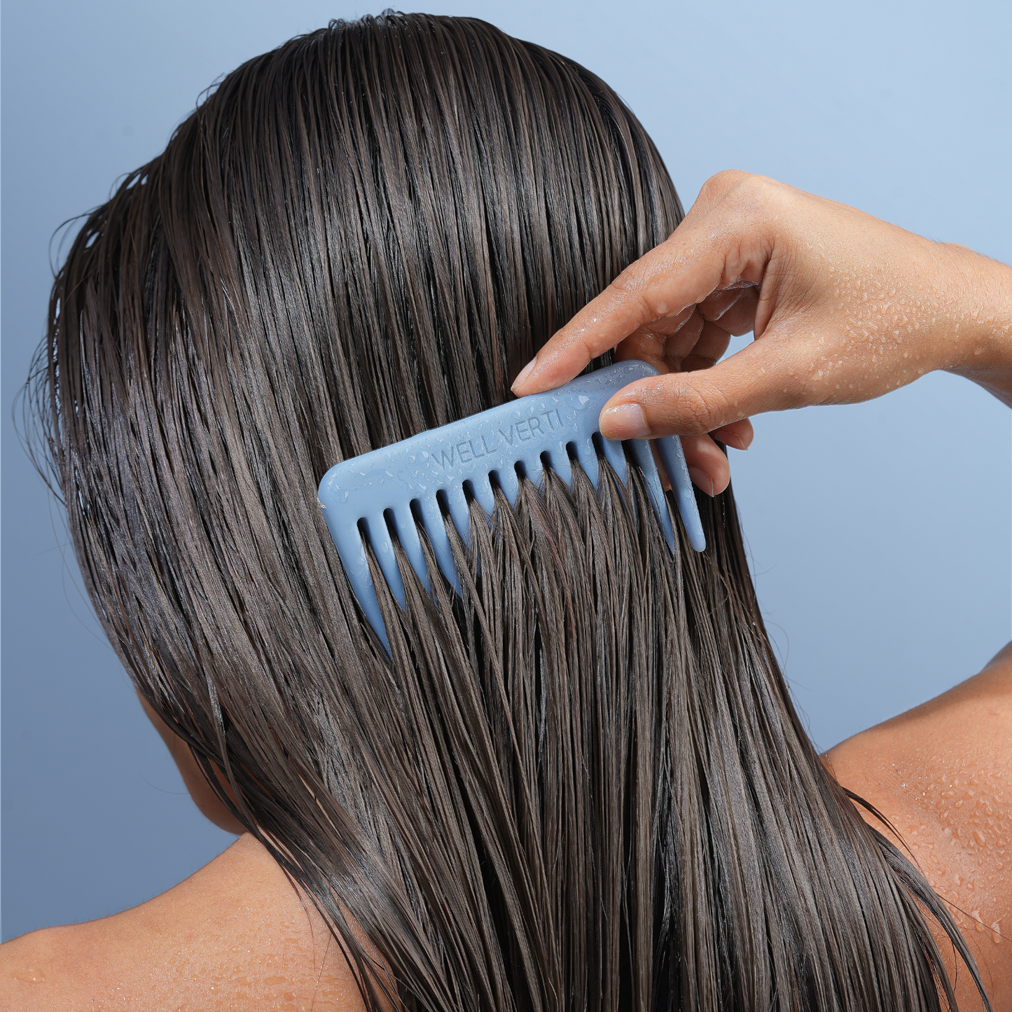 The Well Verti™ Detangling Comb